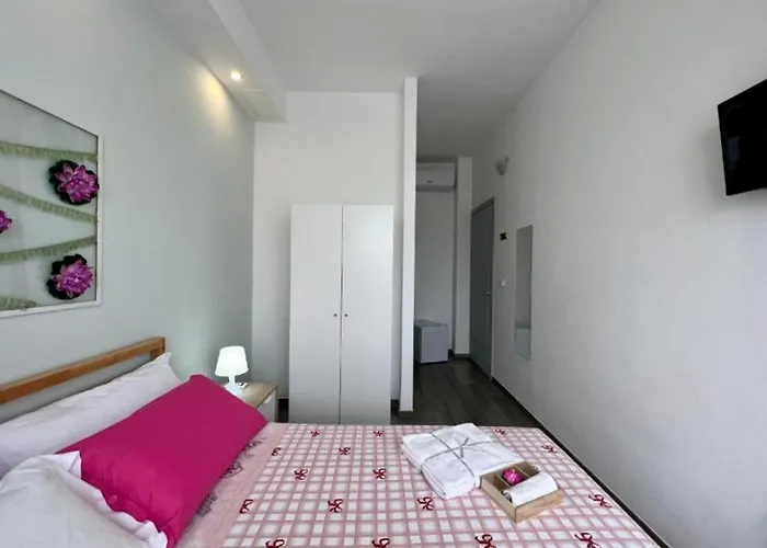 Oda ve Kahvaltı Cavalieri Di Rodi 3*